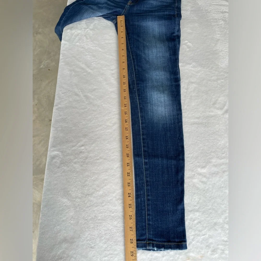Kancan skinny mid rise estilo jeans